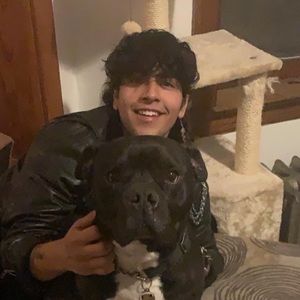 Meet your Posher, Leo